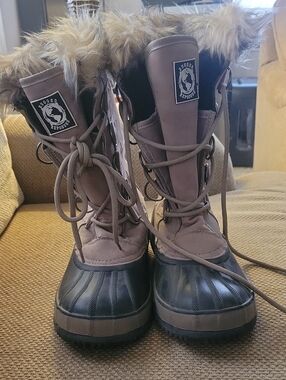 Brand  Rugged Exposure Women's Taupe Lace-Up Faux Fur Winter Boots
